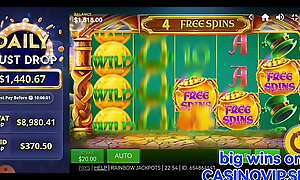 www.casinovip.site online slot Rainbow Jackpots by Red Tiger bonus free spins