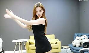 dancing korean girl