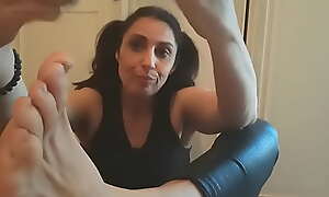 Mature Italian Playing With Her Smelly Feet